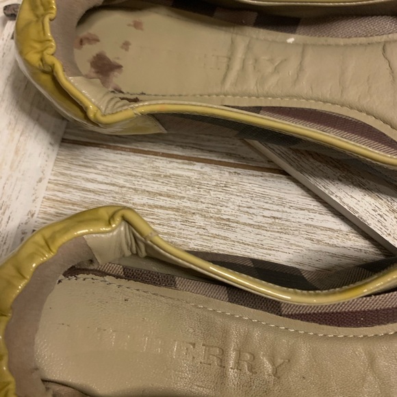 Burberry Nova Check Ballet Flats - Picture 2 of 9